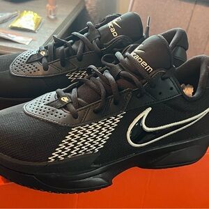 Nike black alabaster air zoom